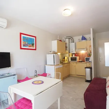 Apartment Climatise Centre-ville - 5 Pers. - Fr-1-874-79 *