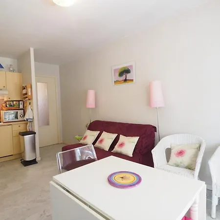 Climatise Centre-ville - 5 Pers. - Fr-1-874-79 Apartment *